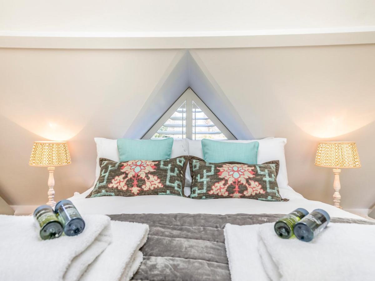 Pass The Keys Peaceful And Beautiful 1 Bedroom Barn Conversion شيشستر المظهر الخارجي الصورة